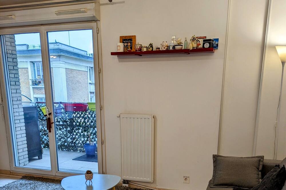 Photo of Livingroom in Colombes