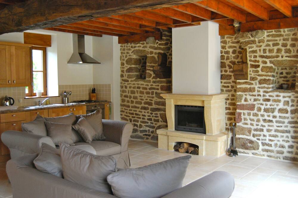 Photo of Livingroom in Saint-Simeon