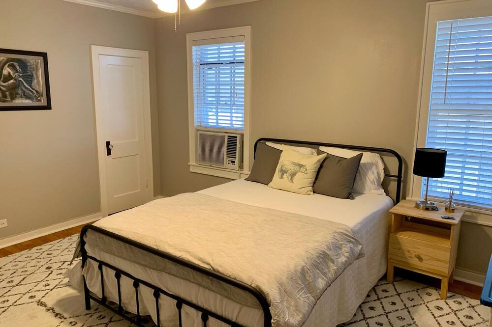 Photo of Bedroom in Edna