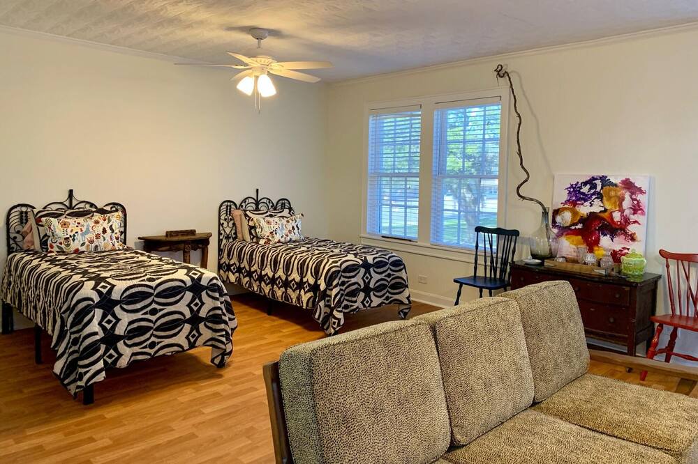 Photo of Bedroom in Edna