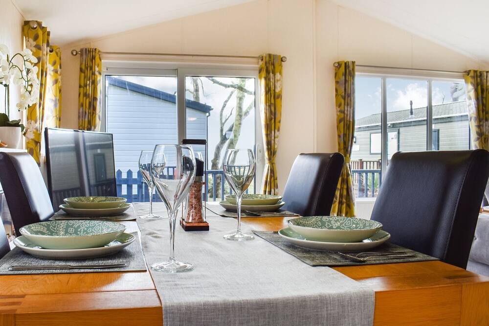 Photo of Kitchen in Corton