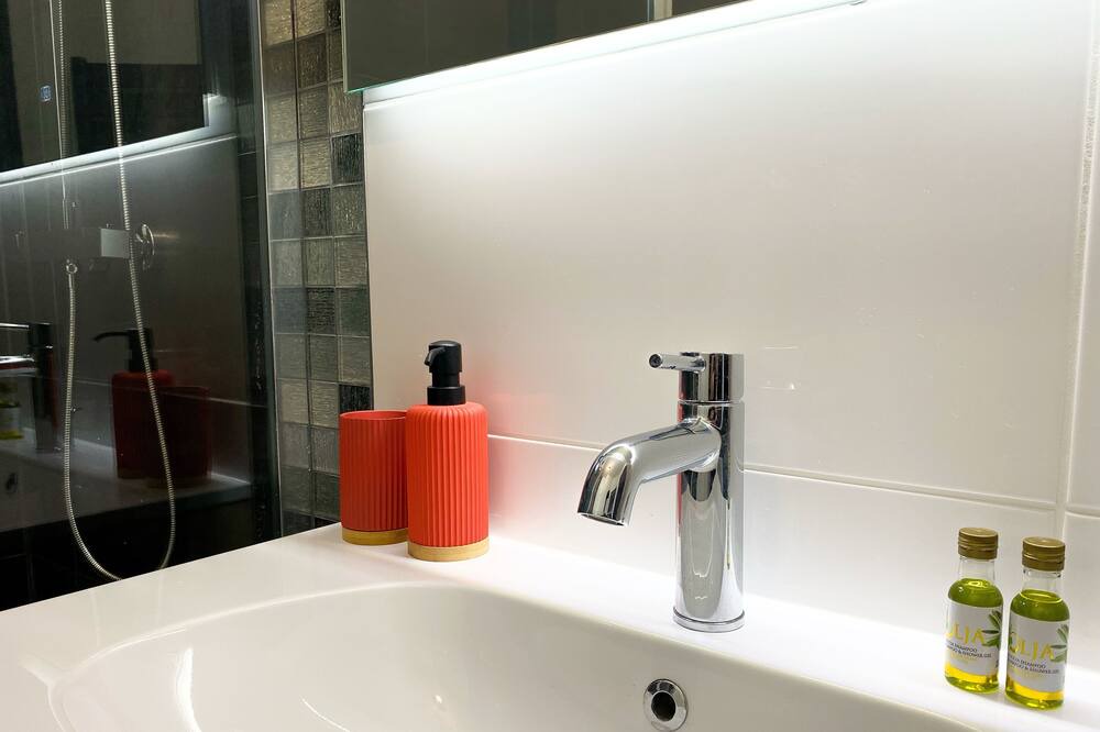 Photo of Bathroom in Centre Ville
