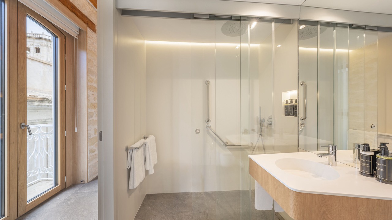 Photo of Bathroom in Barri Vell - Santa Creu