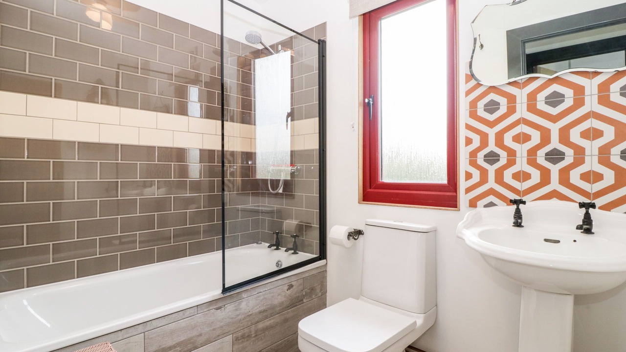 Photo of Bathroom in Congresbury