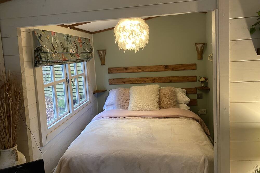 Photo of Bedroom in Crawley Down