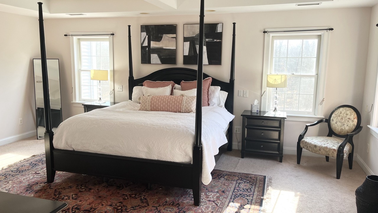 Photo of Bedroom in Old Saybrook