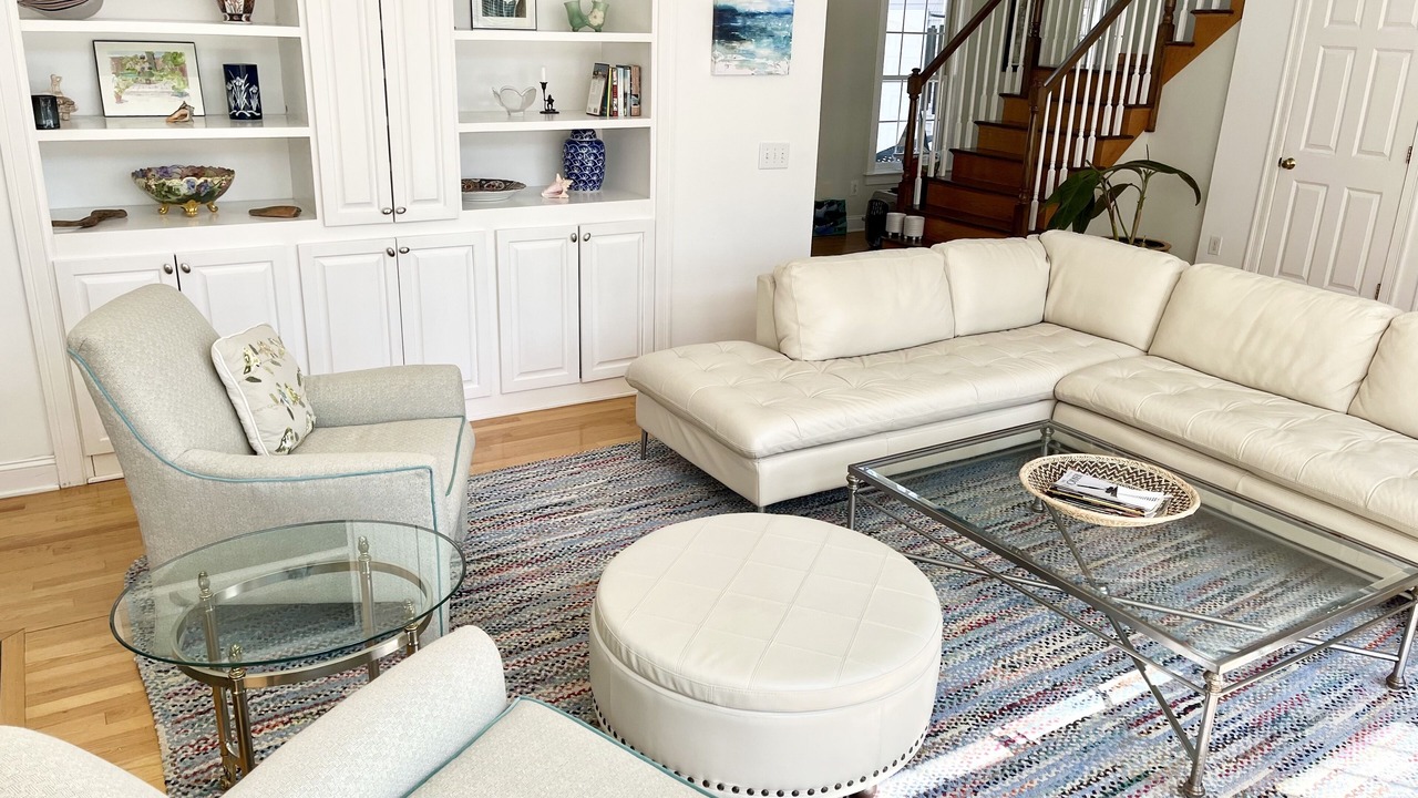 Photo of Livingroom in Old Saybrook