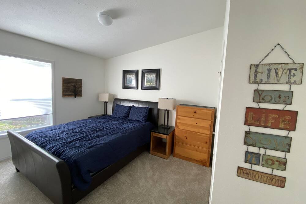 Photo of Bedroom in Battle Lake
