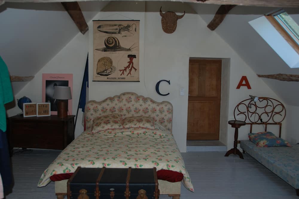 Photo of Bedroom in Chantelle