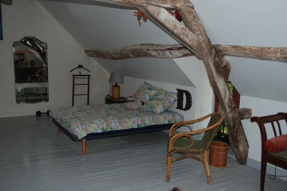 Photo of Bedroom in Chantelle