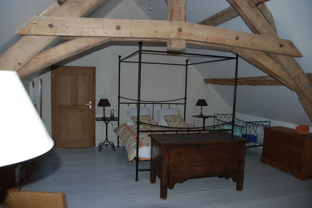 Photo of Bedroom in Chantelle