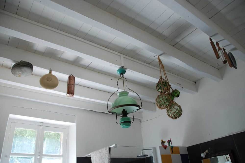 Photo of Others in Chantelle