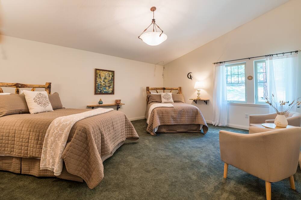 Photo of Bedroom in Superior