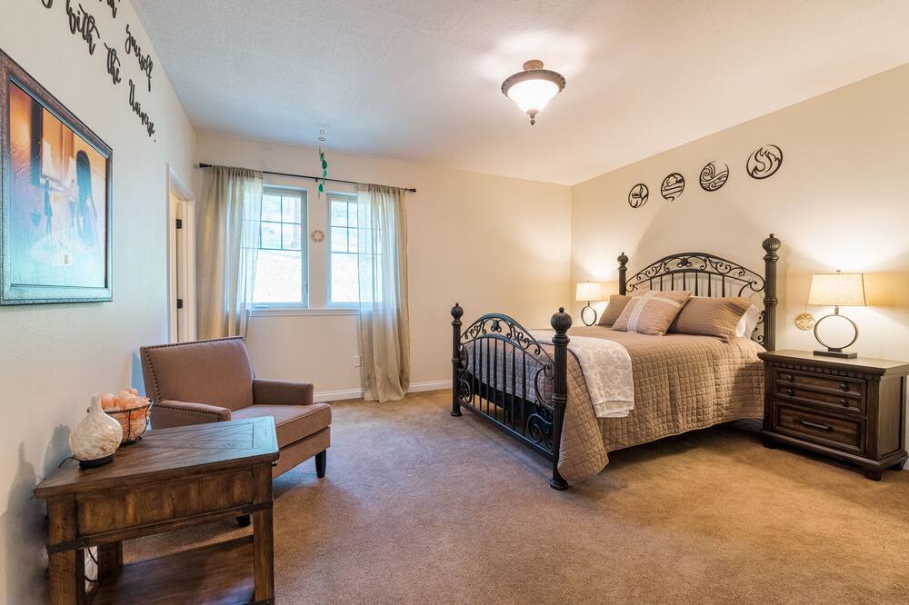 Photo of Bedroom in Superior