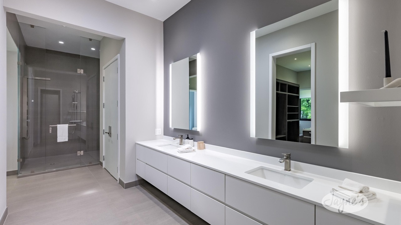 Photo of Bathroom in Barrie