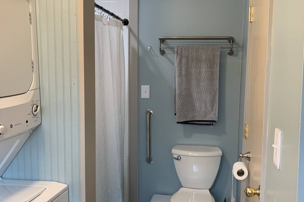 Photo of Bathroom in St. James