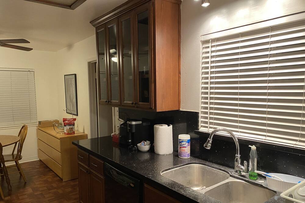 Photo of Kitchen in Foothill Farms