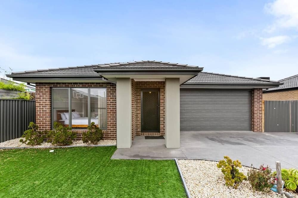 Photo of Others in Lara