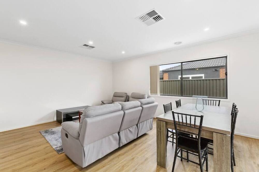 Photo of Others in Lara