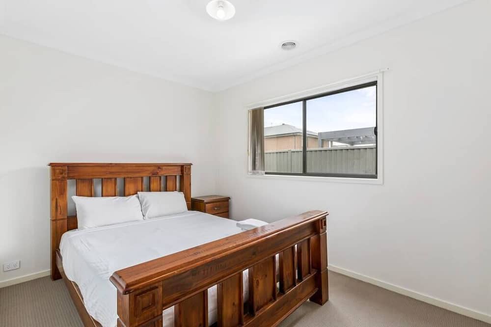 Photo of Others in Lara