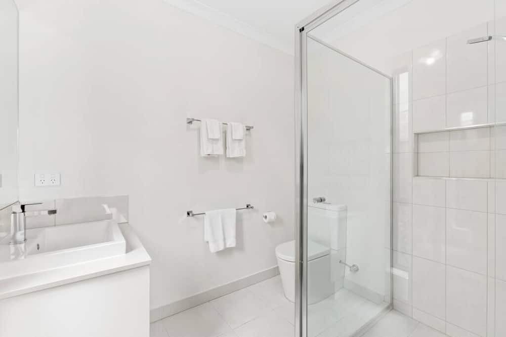 Photo of Others in Lara