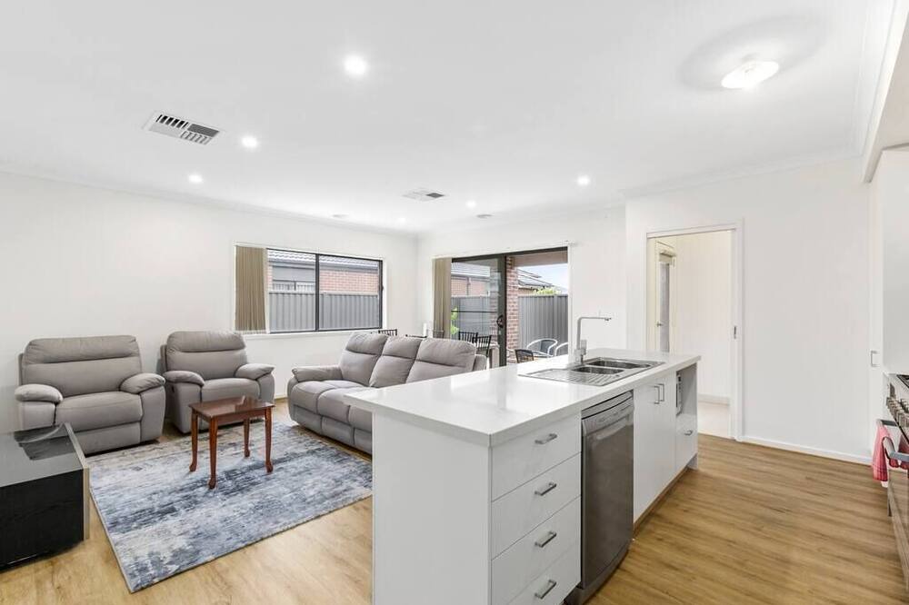 Photo of Others in Lara