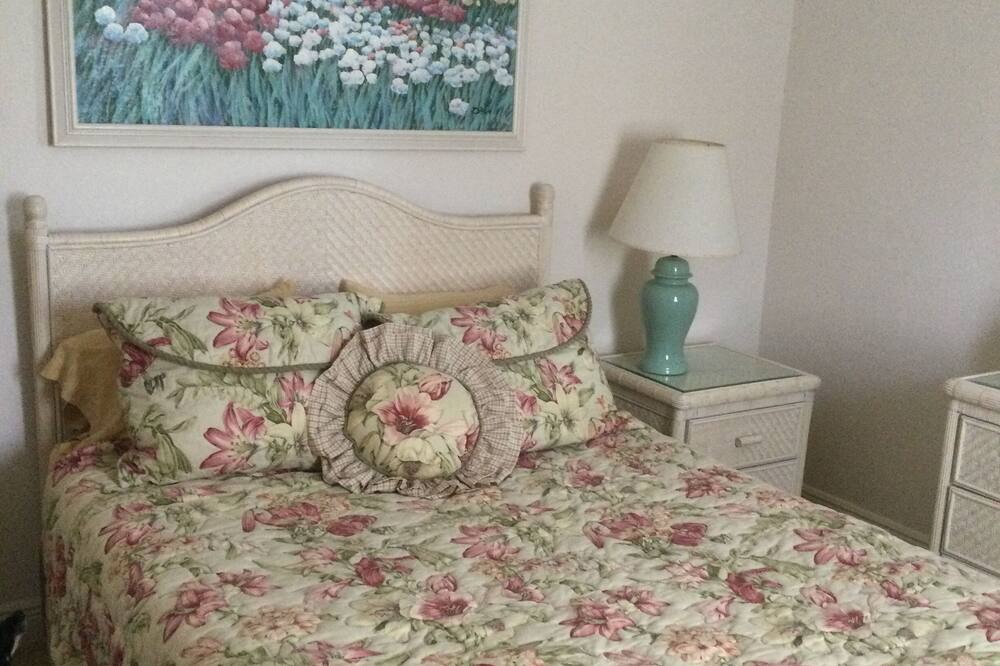 Photo of Bedroom in Long Meadow