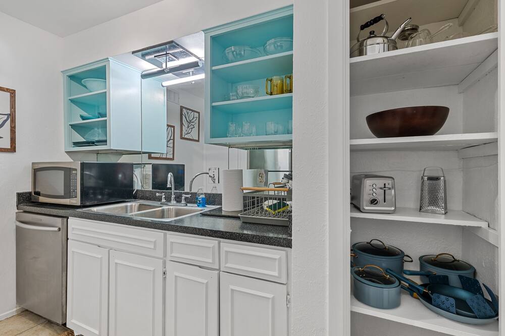 Photo of Kitchen in Knox - Henderson