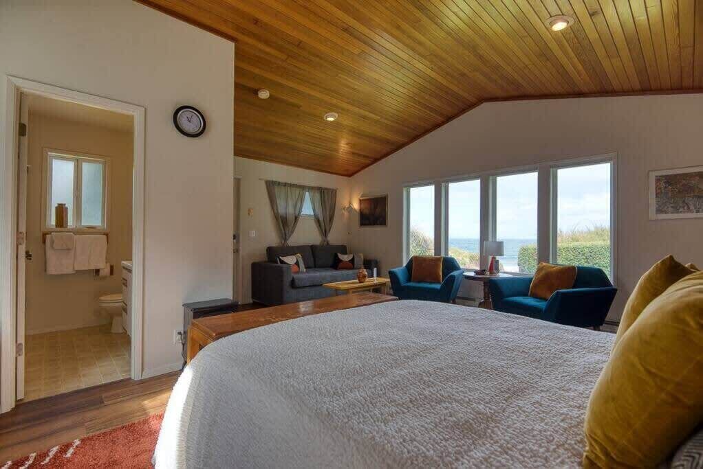 Photo of Others in Coos Bay