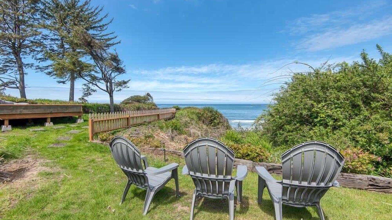 Photo of Outdoor in Coos Bay