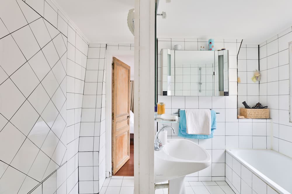 Photo of Bathroom in Montmartre