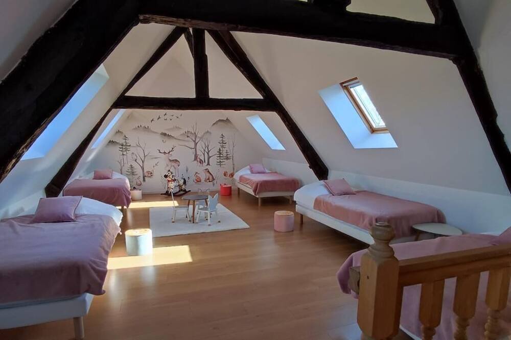 Photo of Bedroom in Le Luot