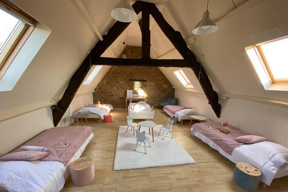 Photo of Bedroom in Le Luot