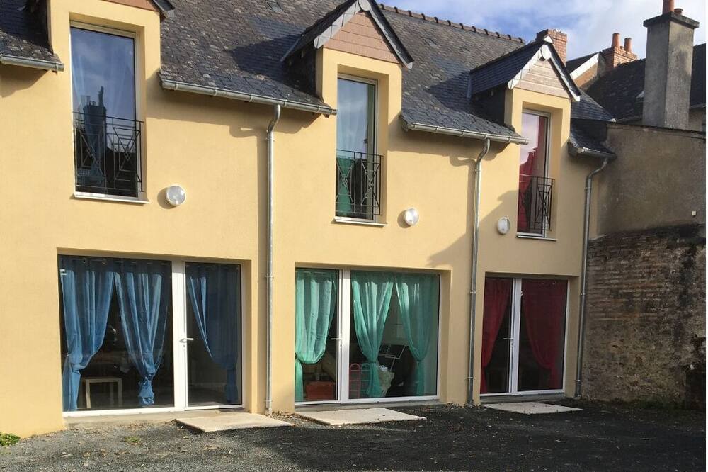 Photo of Outdoor in Solesmes