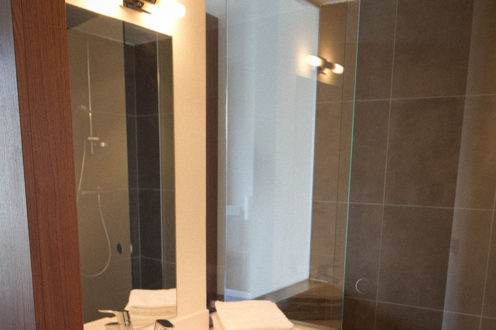 Photo of Bathroom in Bouray-sur-Juine