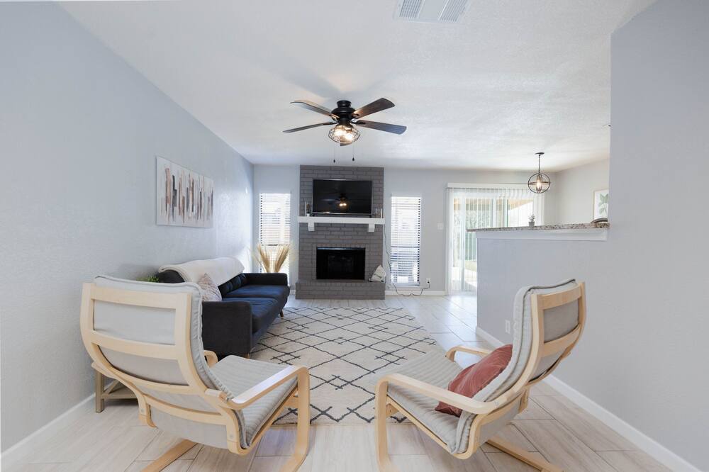 Photo of Livingroom in Heritage