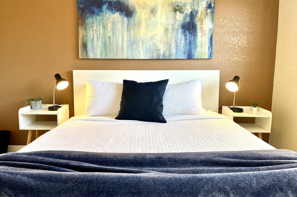 Photo of Bedroom in Heritage