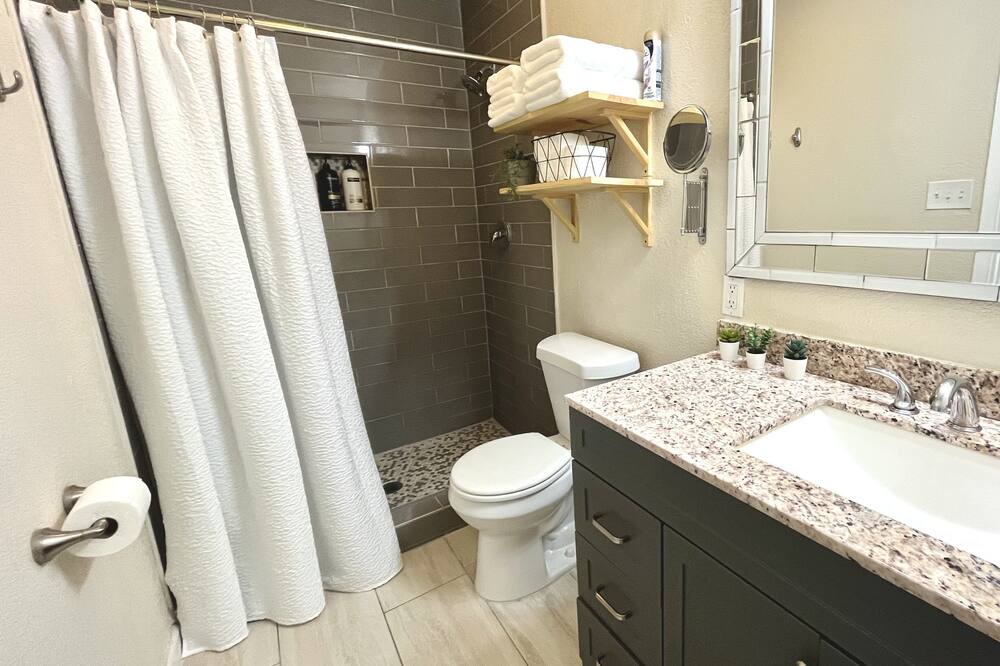Photo of Bathroom in Heritage