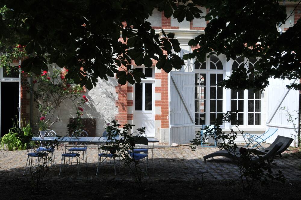 Photo of Others in Brain-sur-Allonnes
