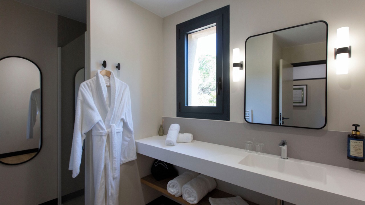 Photo of Bathroom in Portel-des-Corbieres