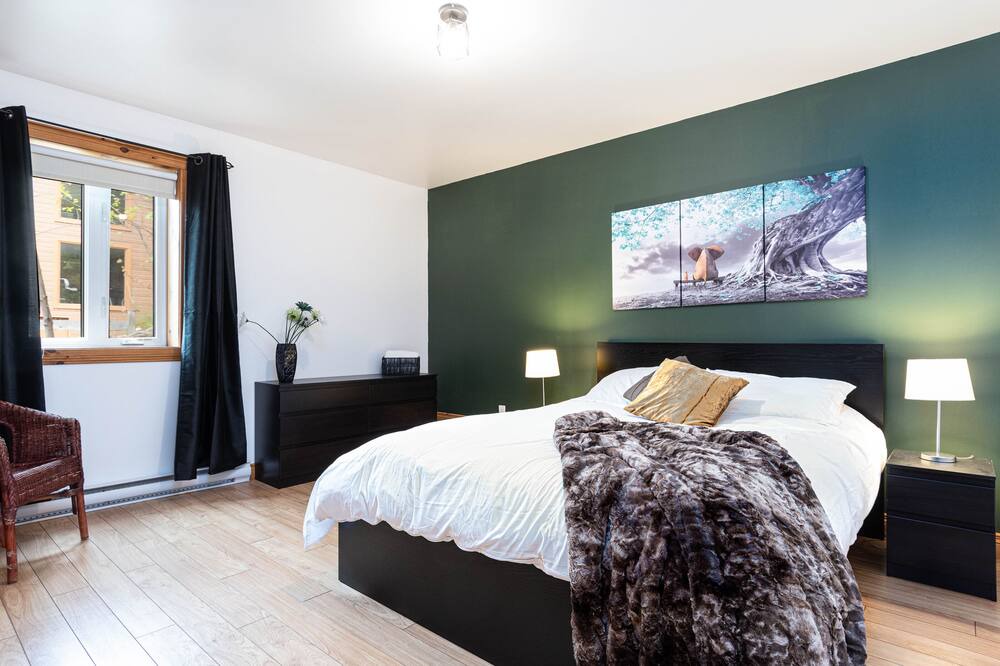 Photo of Bedroom in Baie-St-Paul