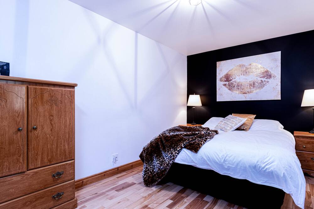 Photo of Bedroom in Baie-St-Paul