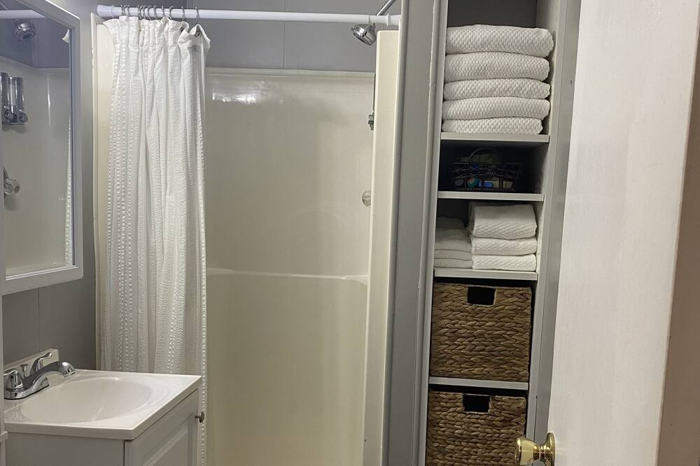 Photo of Bathroom in Martin