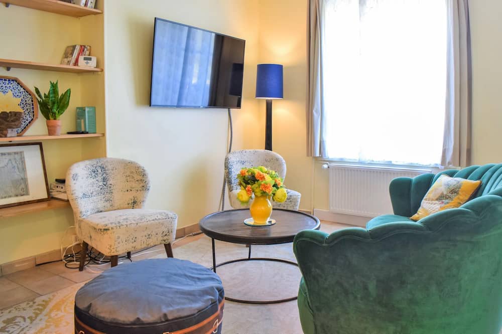Photo of Bedroom in Ocquerre