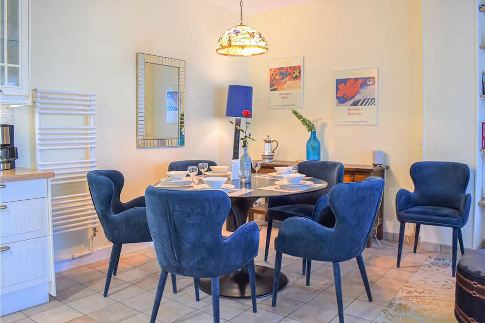 Photo of Bedroom in Ocquerre