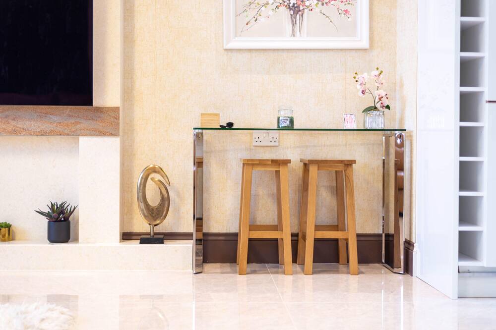 Photo of Bedroom in Hanger Hill