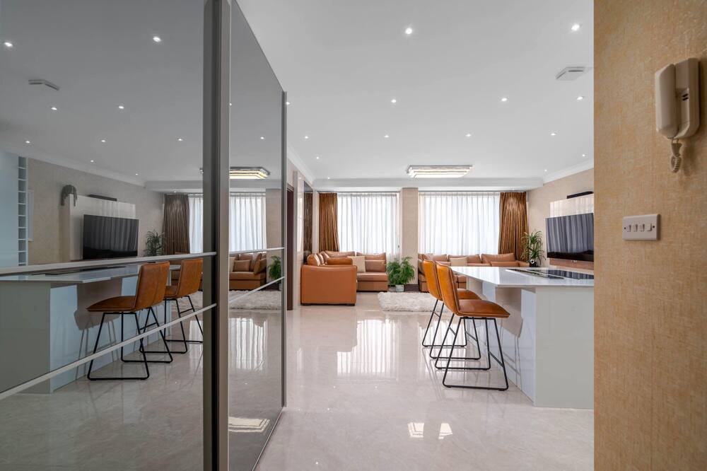 Photo of Others in Hanger Hill