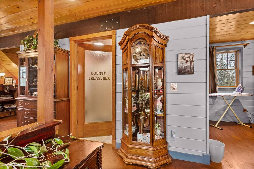 Photo of Others in Ellsworth