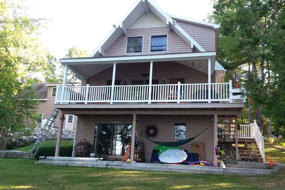 Photo of Outdoor in Ellsworth