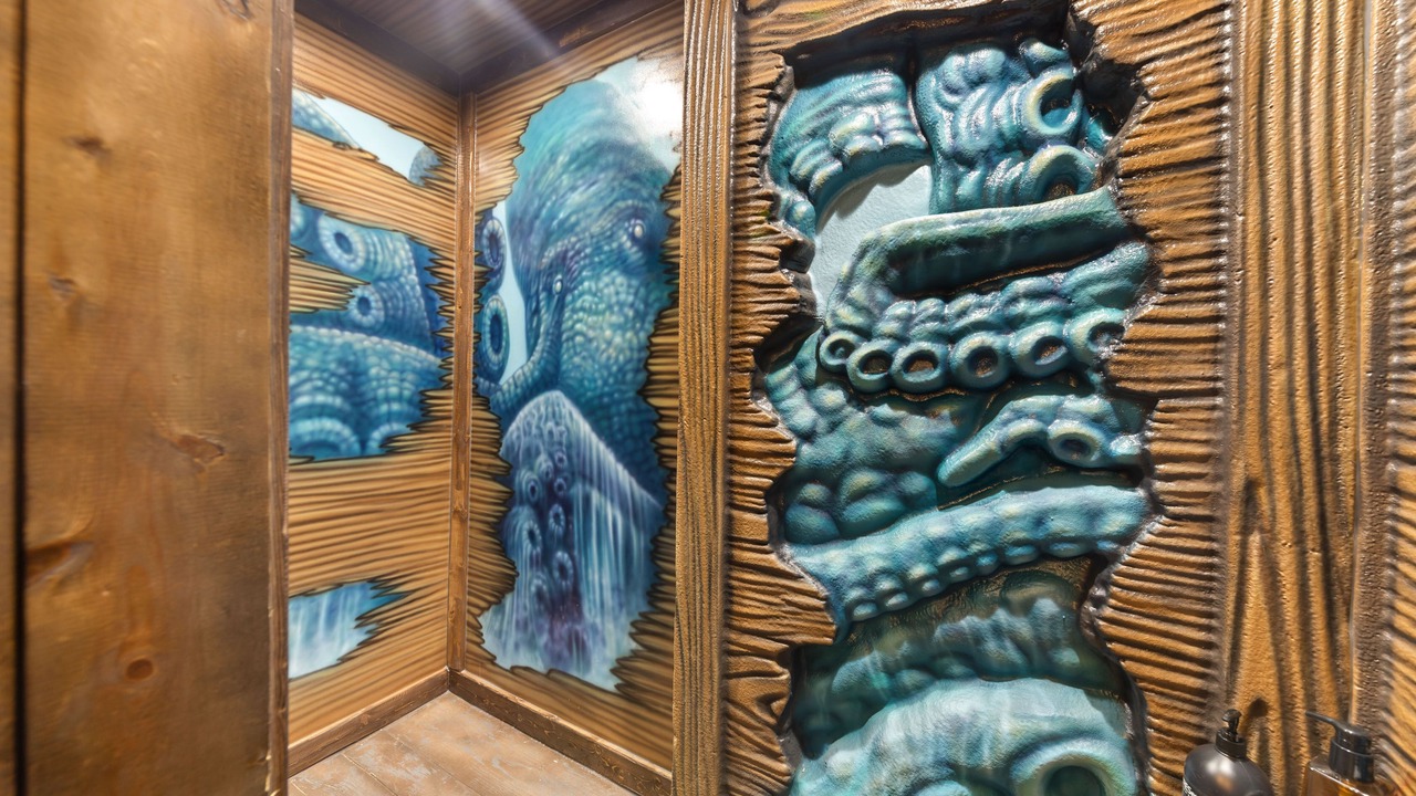Photo of Bathroom in Leon Junction